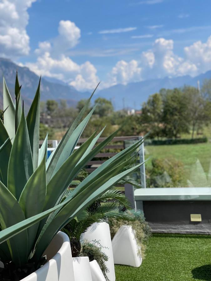 Art B&B Design Costa Volpino Extérieur photo