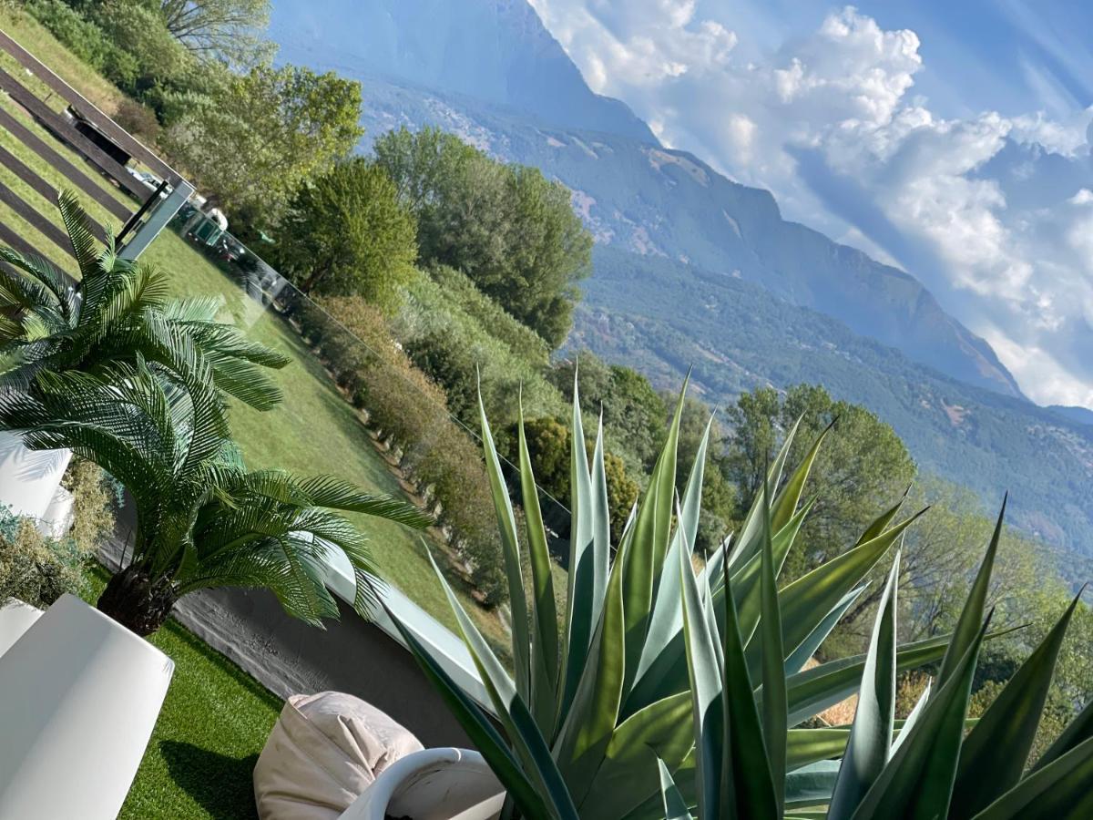 Art B&B Design Costa Volpino Extérieur photo