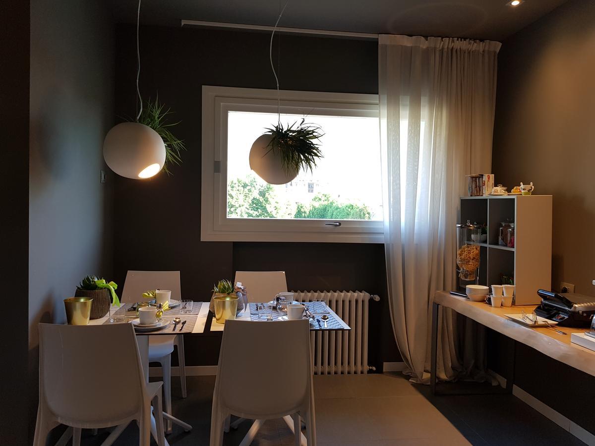 Art B&B Design Costa Volpino Extérieur photo
