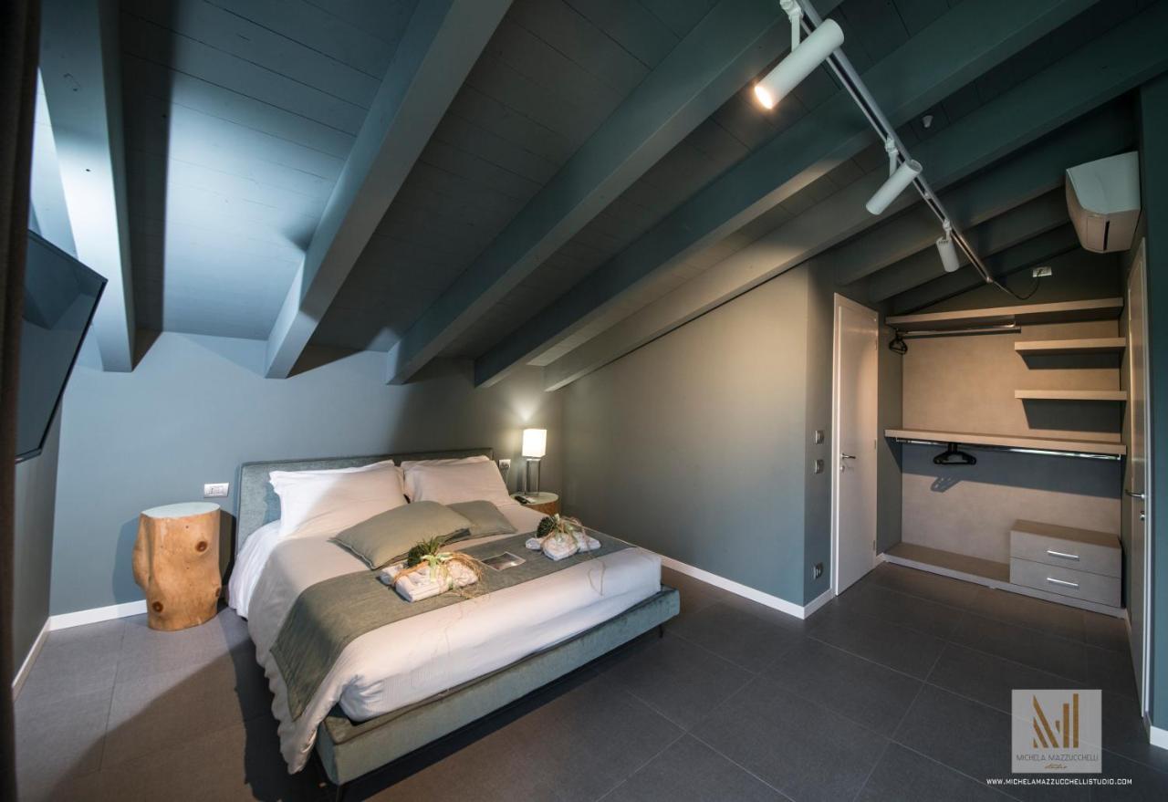 Art B&B Design Costa Volpino Extérieur photo